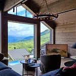 Villa Mlodge - Luxury Mountain Retreat Near Sognefjord & Flam