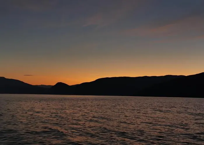 Mlodge - The Mountain Villa *