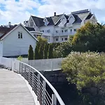 Mlodge - Luxury Mountain Retreat Near Sognefjord & Flam 桑恩达
