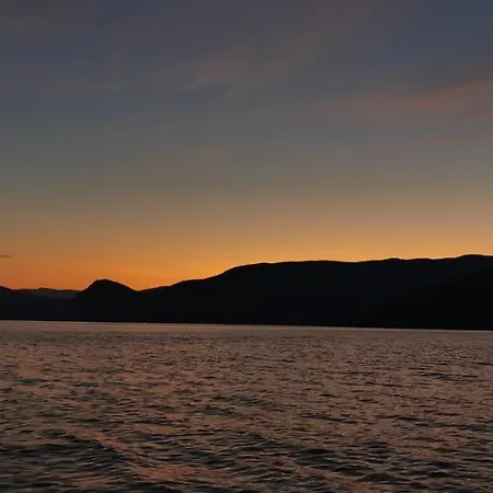 Mlodge - The Mountain Villa *