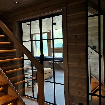 Mlodge - The Mountain Villa Sogndal